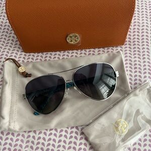Tory Burch Silver Metallic & Blue-swirl Aviator Sunglasses